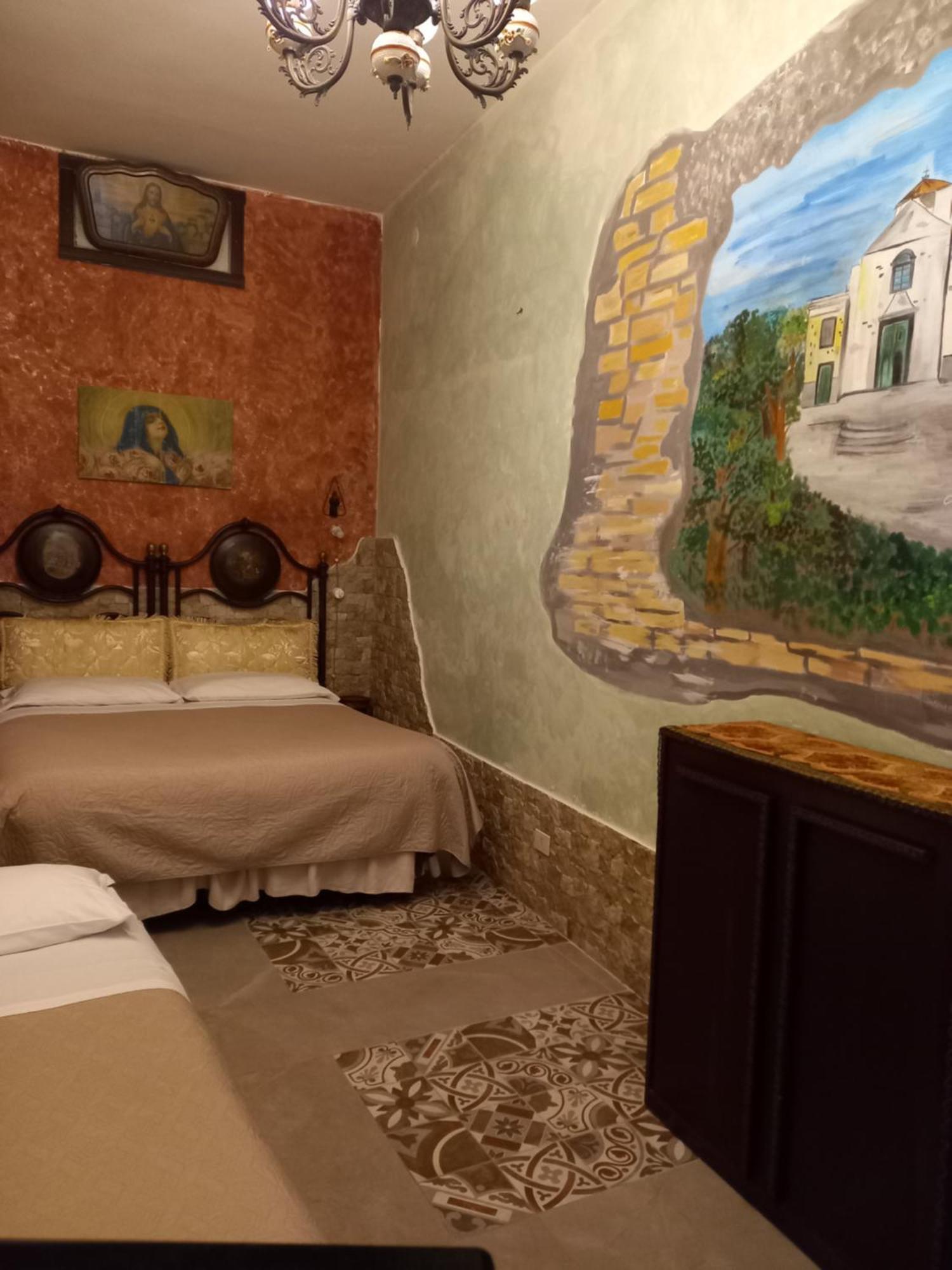 ザッフェラーナ・エトネーア Sicilia In Miniatura "L'Atelier Dell'Etna" Bed & Breakfast 部屋 写真