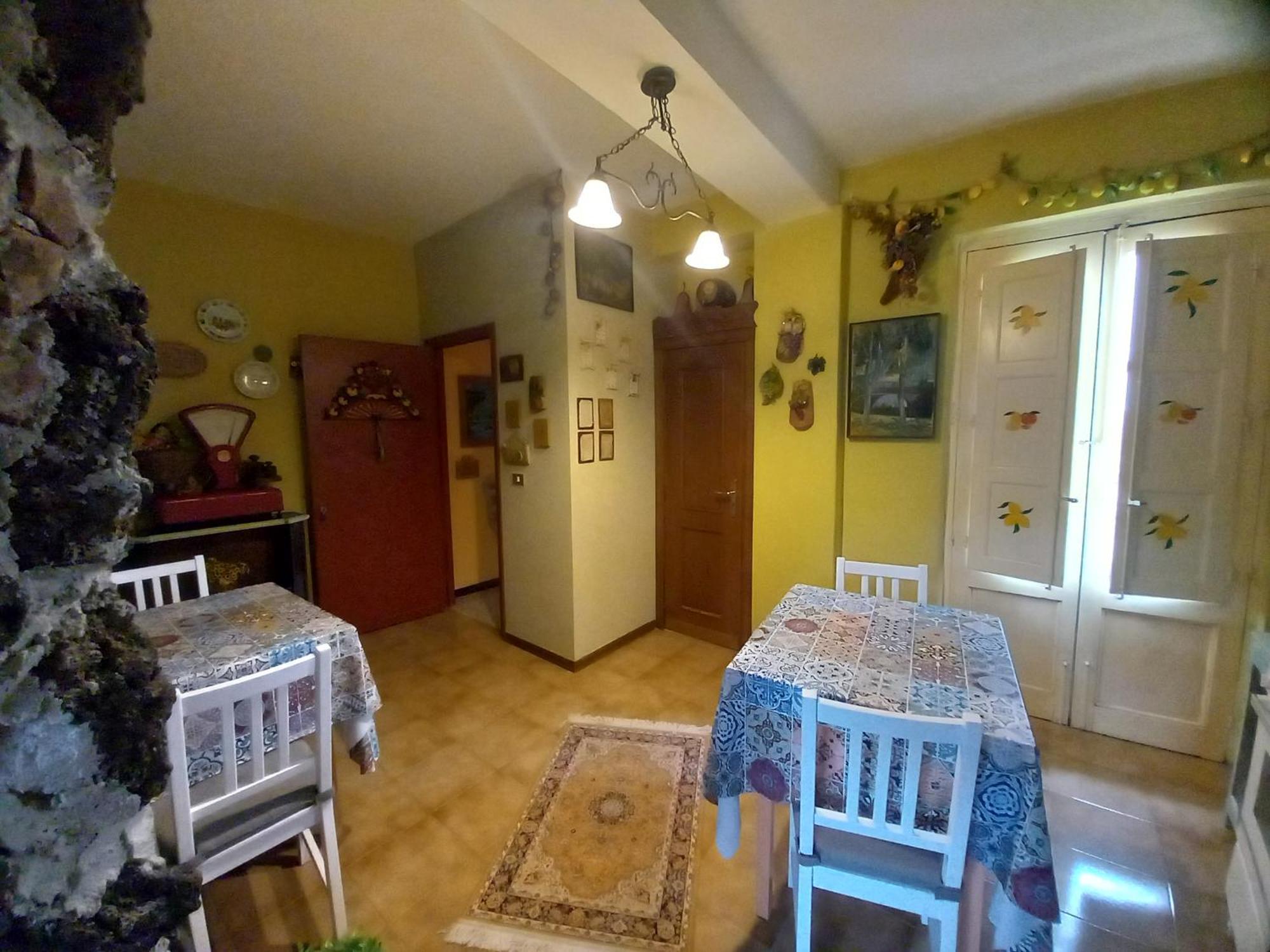 ザッフェラーナ・エトネーア Sicilia In Miniatura "L'Atelier Dell'Etna" Bed & Breakfast 部屋 写真