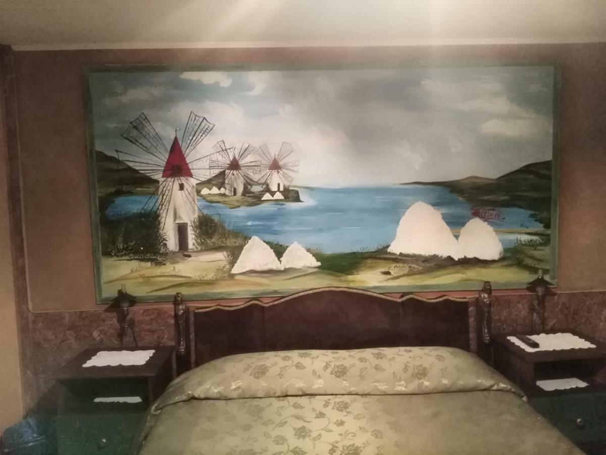 ザッフェラーナ・エトネーア Sicilia In Miniatura "L'Atelier Dell'Etna" Bed & Breakfast エクステリア 写真