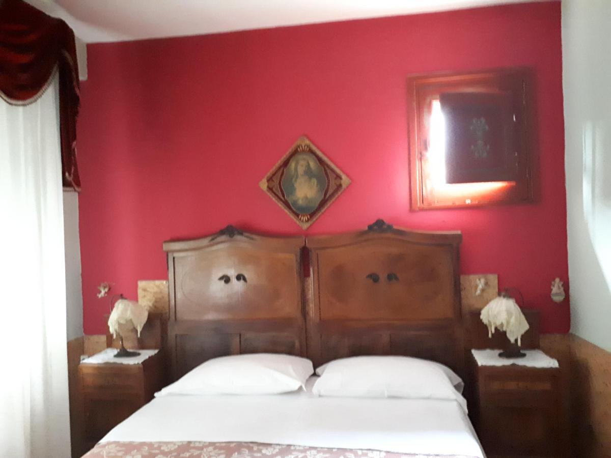ザッフェラーナ・エトネーア Sicilia In Miniatura "L'Atelier Dell'Etna" Bed & Breakfast エクステリア 写真