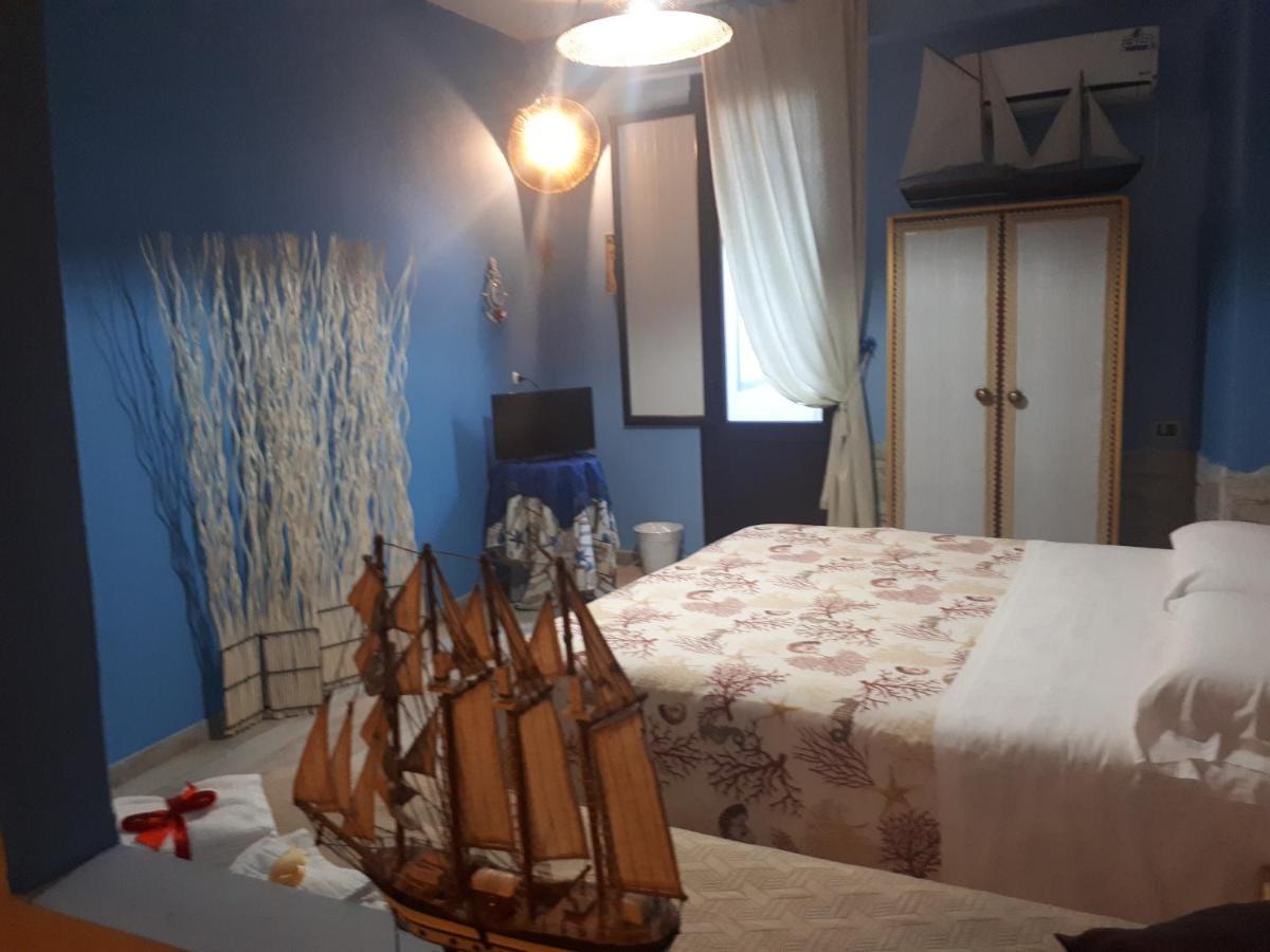 ザッフェラーナ・エトネーア Sicilia In Miniatura "L'Atelier Dell'Etna" Bed & Breakfast エクステリア 写真
